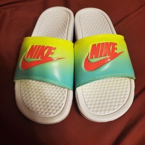 Nike slides
